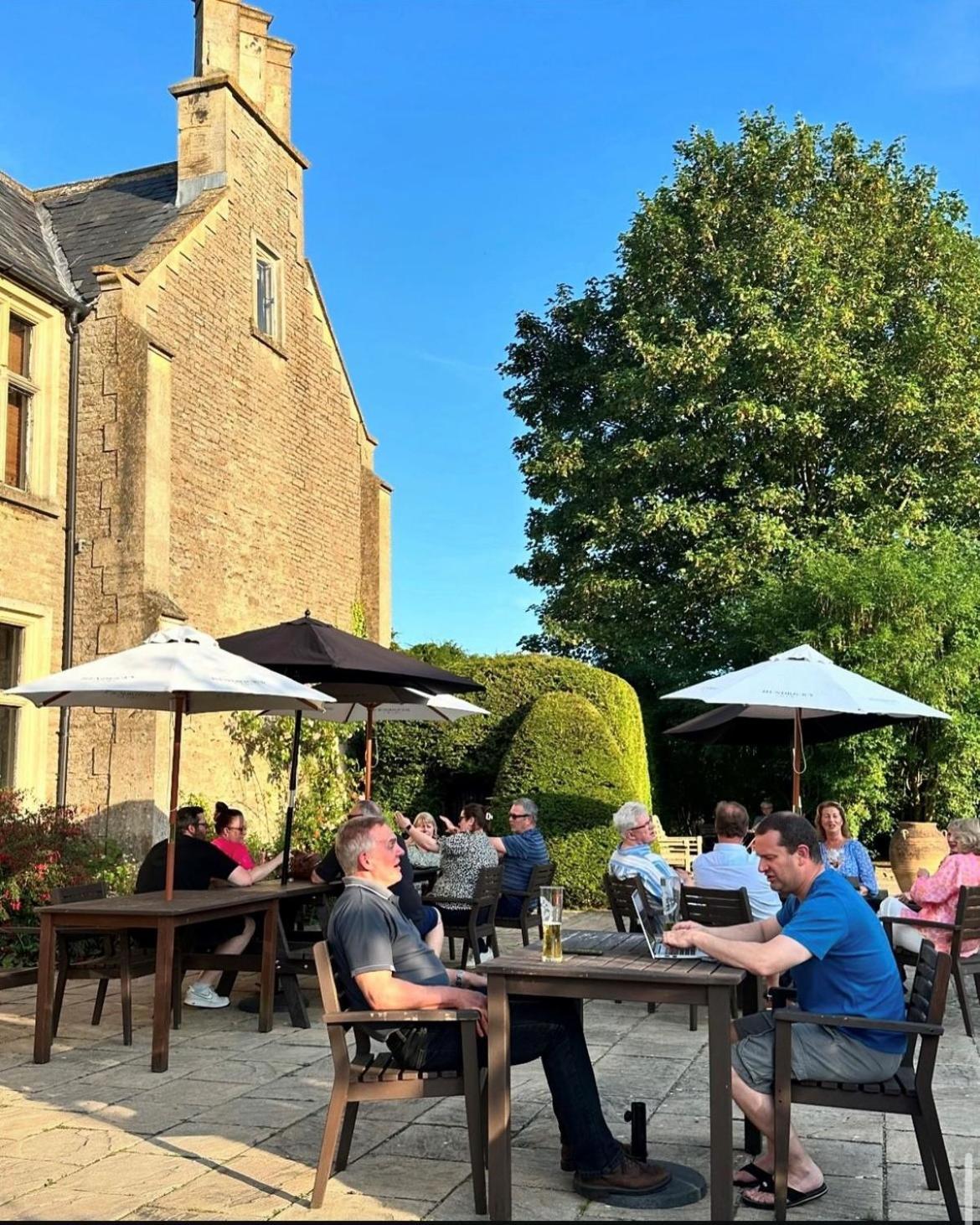 Stanton Manor Hotel Chippenham  Eksteriør billede